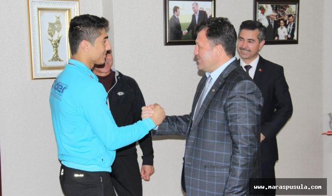 ŞAMPİYONUMUZDAN İL MÜDÜRÜNE ZİYARET
